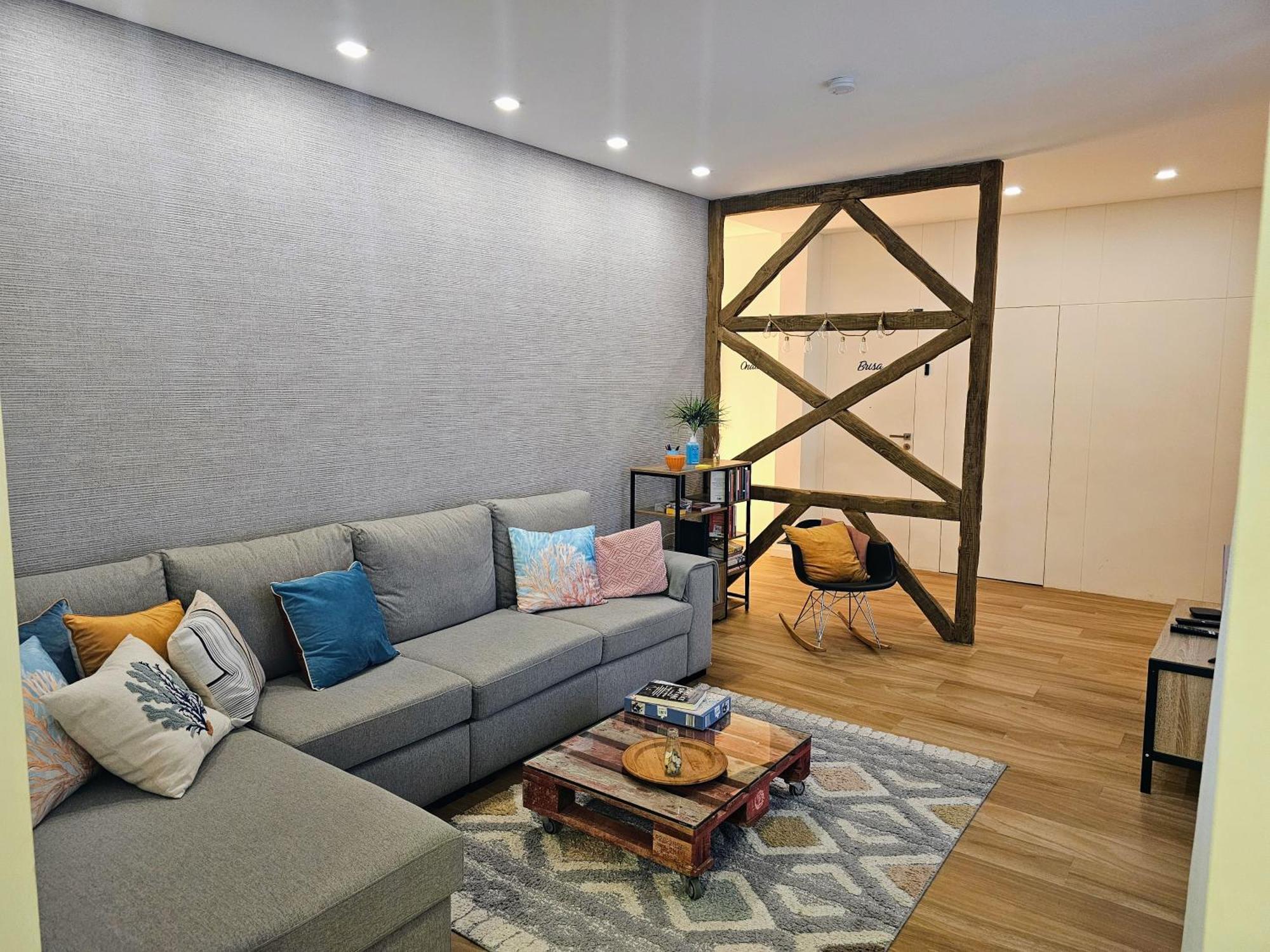 Surfsoul Guesthouse - Bed And Breakfast Пениши Экстерьер фото